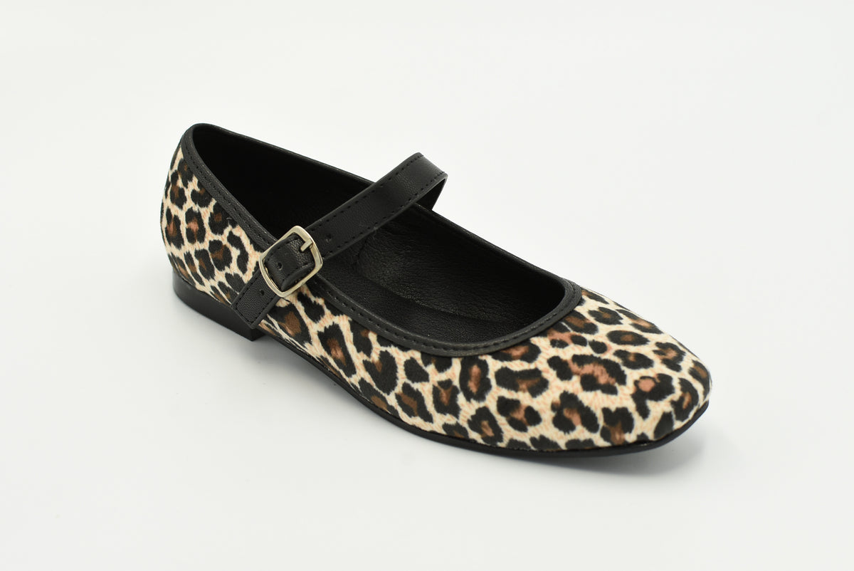 Garanhuns Flats   Leopardo