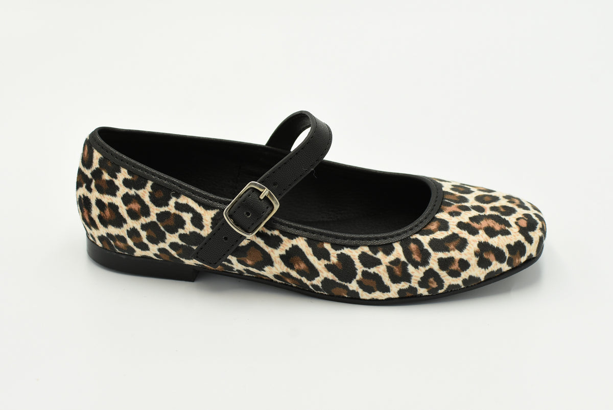 Garanhuns Flats   Leopardo