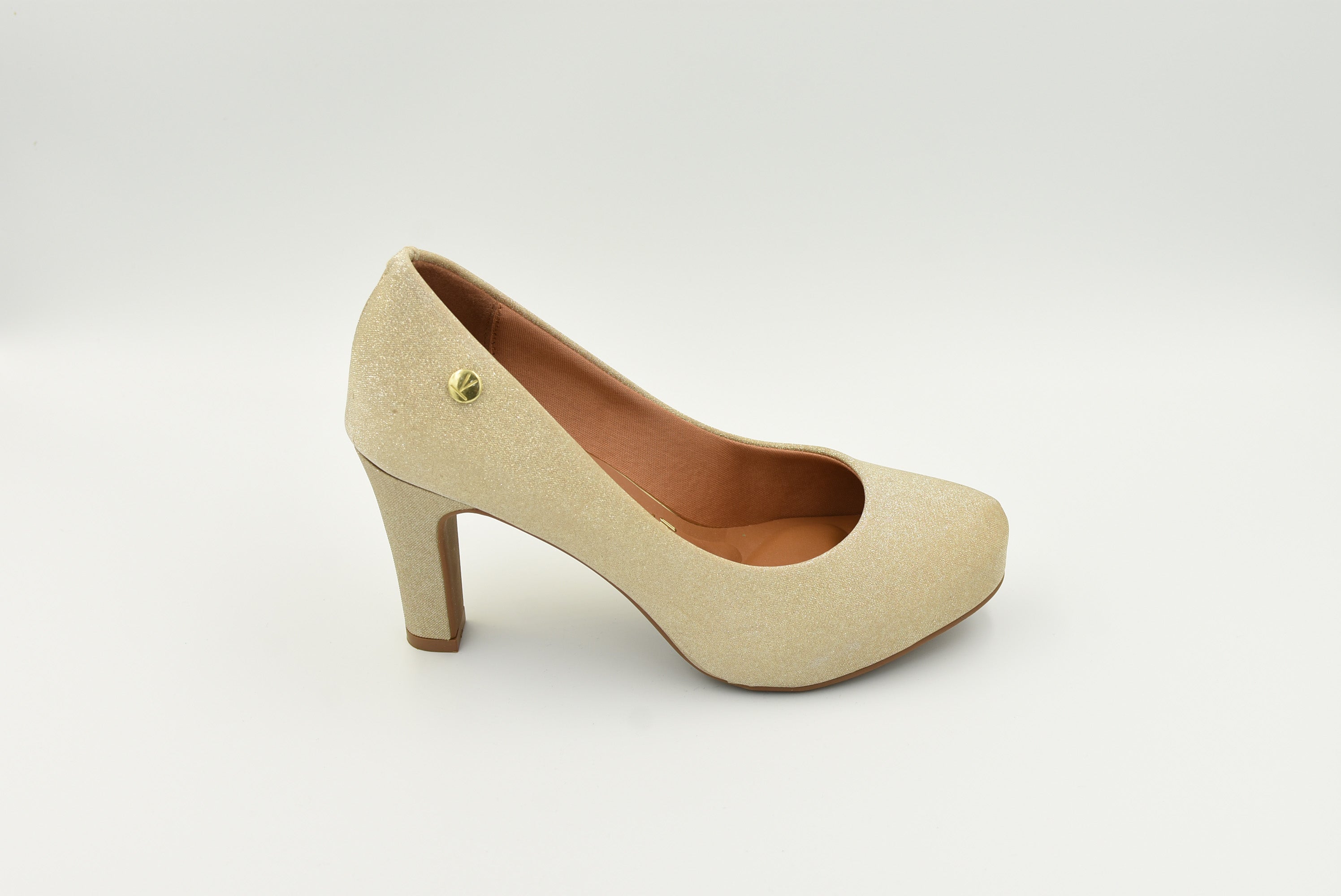 Polly Zapato Cerrado Alto Oro