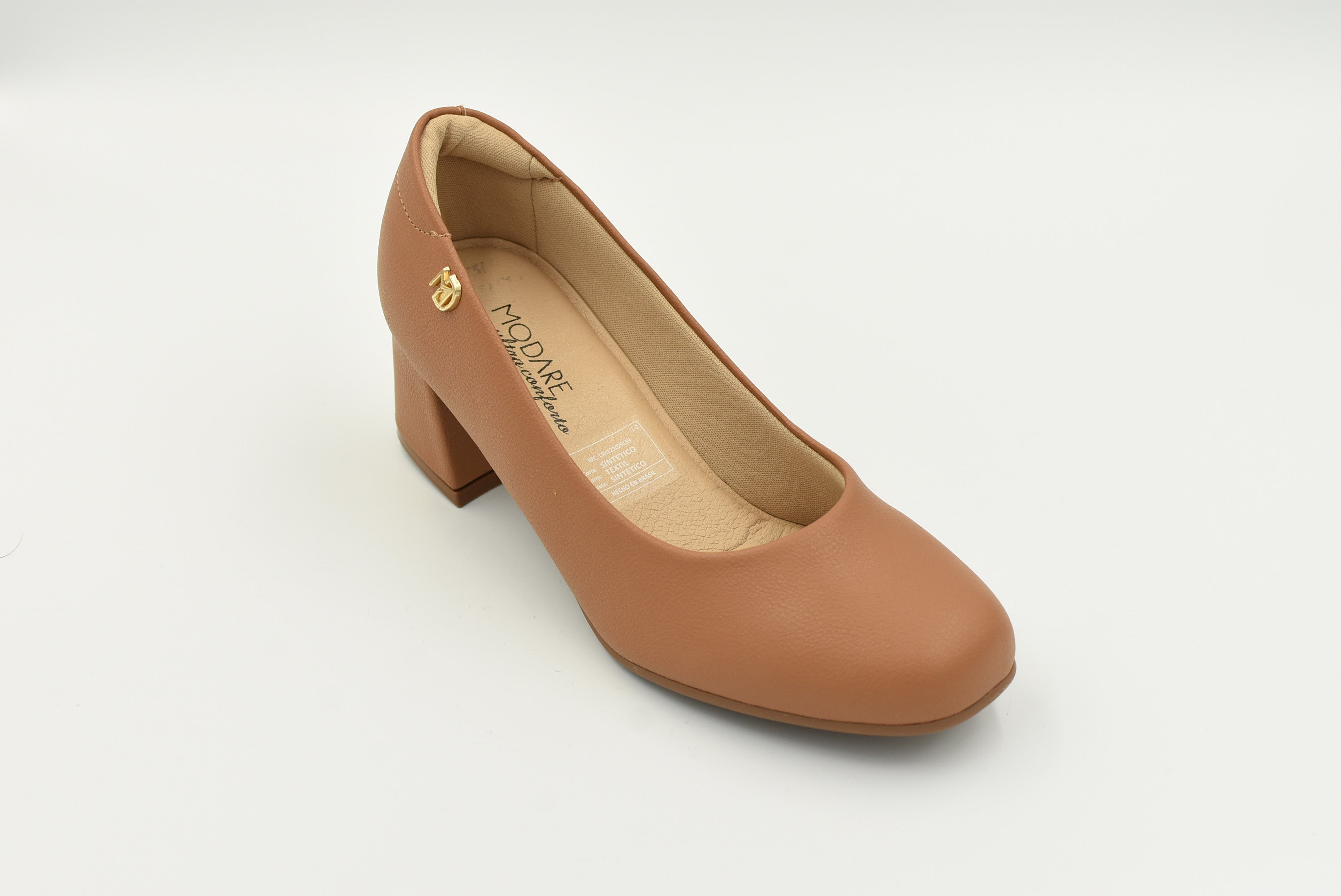 Zapato Cerrado Chico Camel 7373100