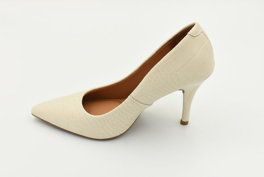 Zapatilla Cerrada Alto Alto  Grabado Crema 11841101