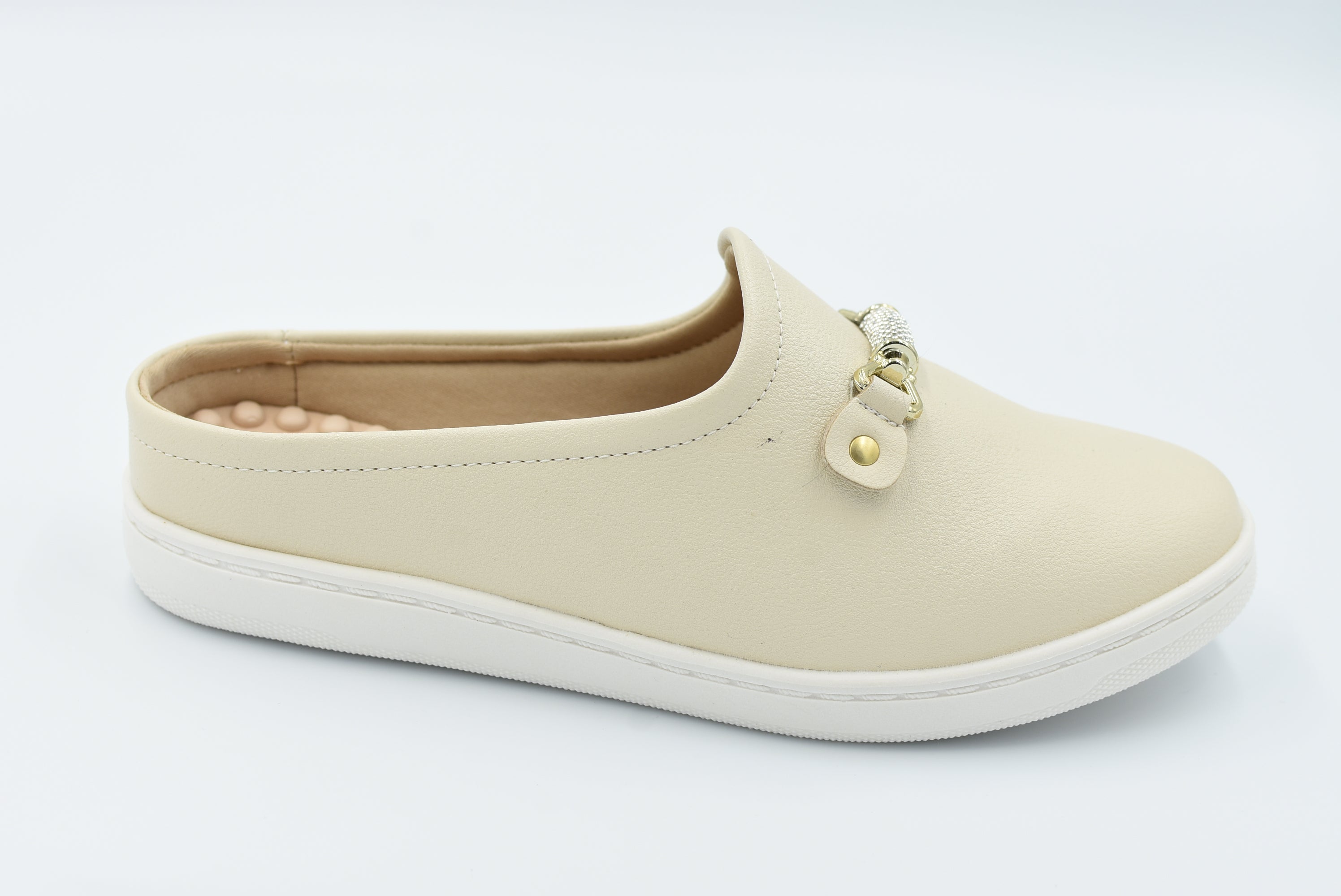 Locarno Zapato Cerrado Piso Crema