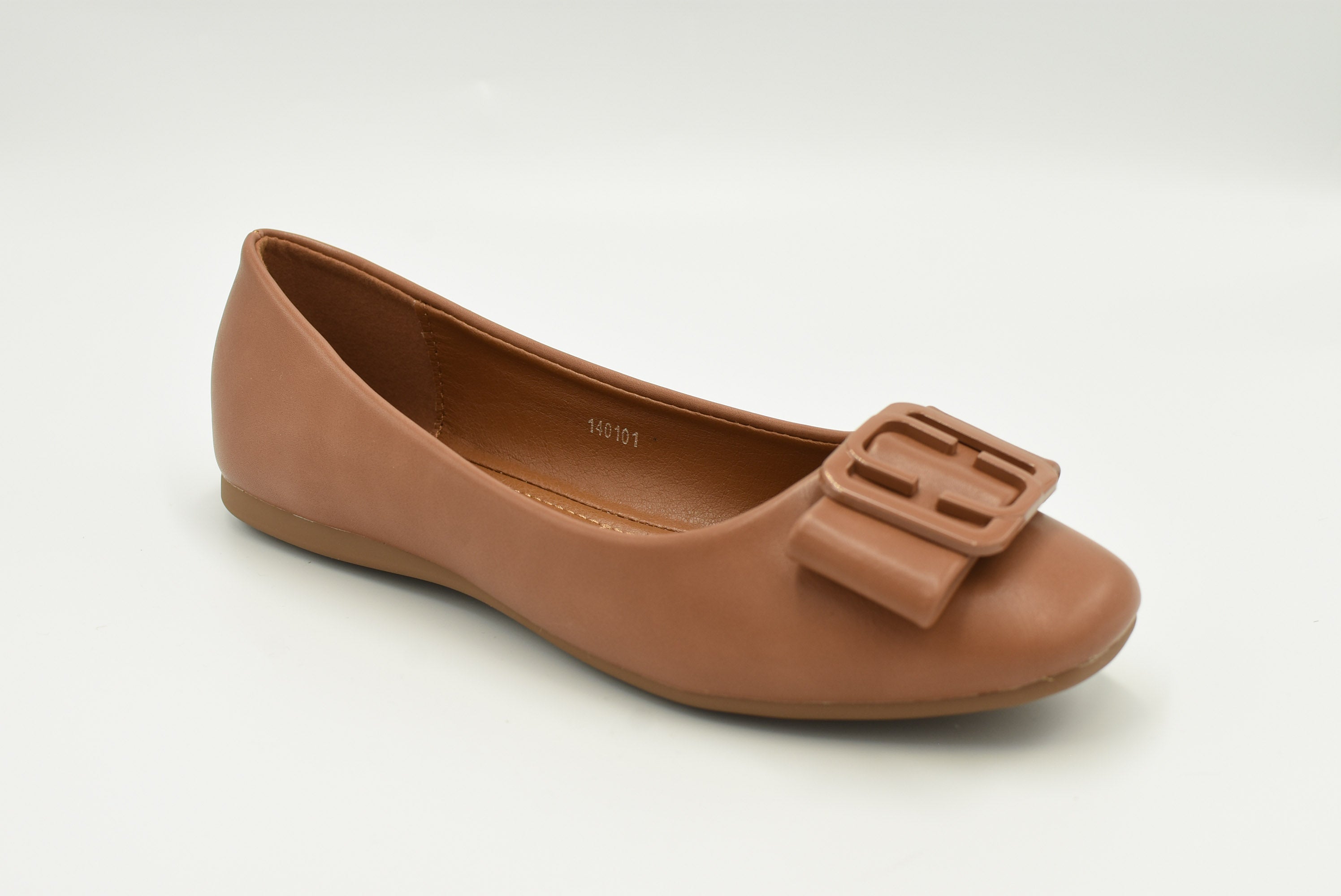 Reading Balerina Camel