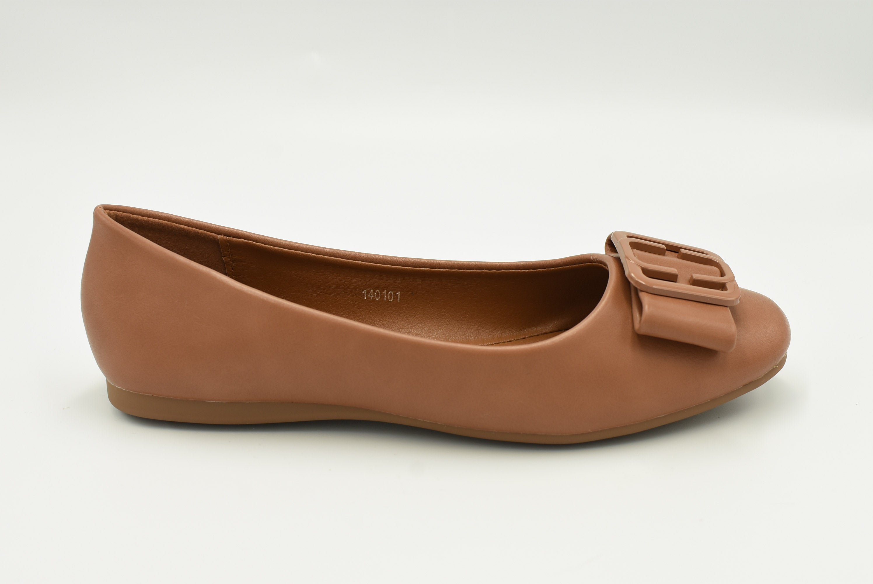 Reading Balerina Camel
