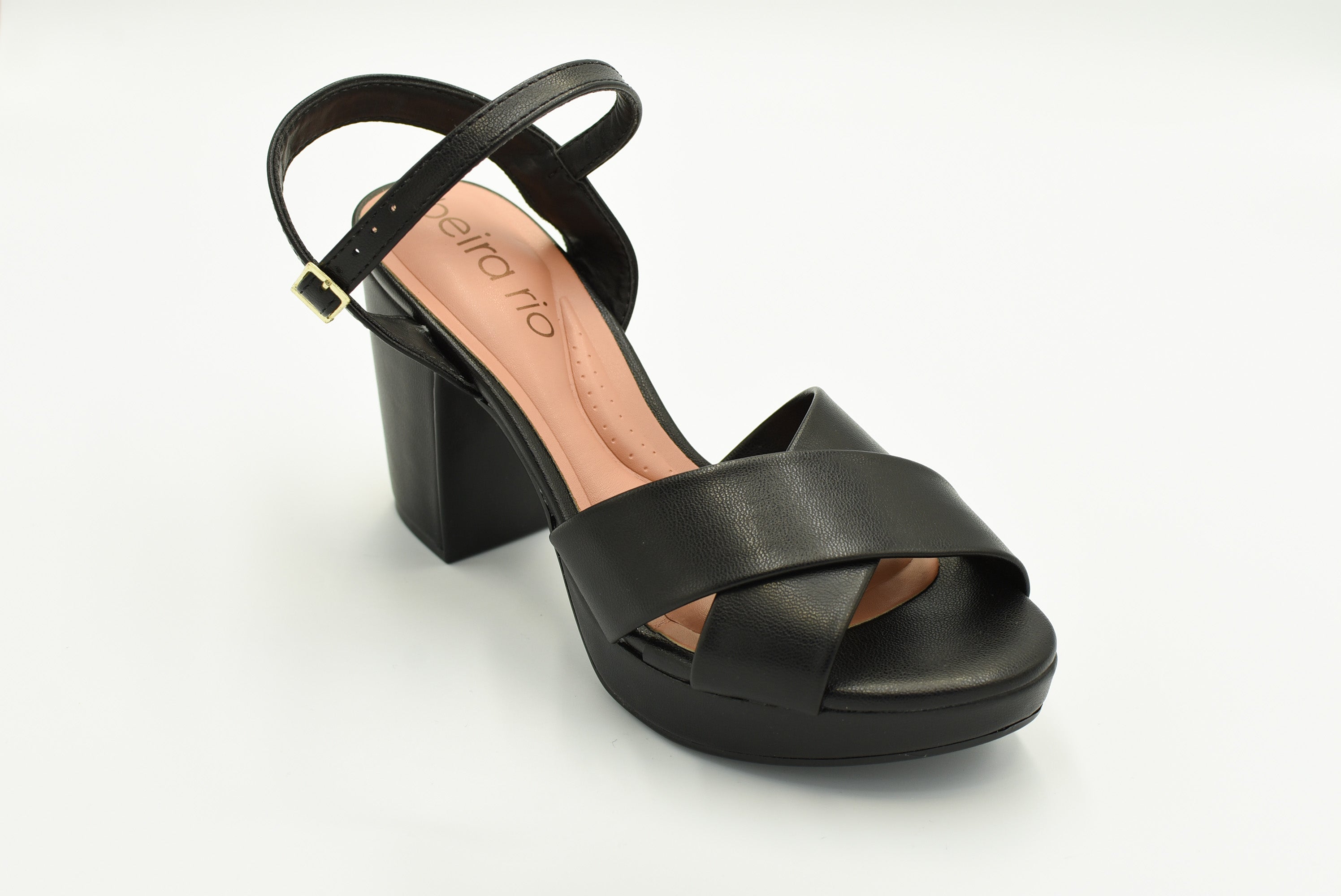 Libia Tacon Alto Negro